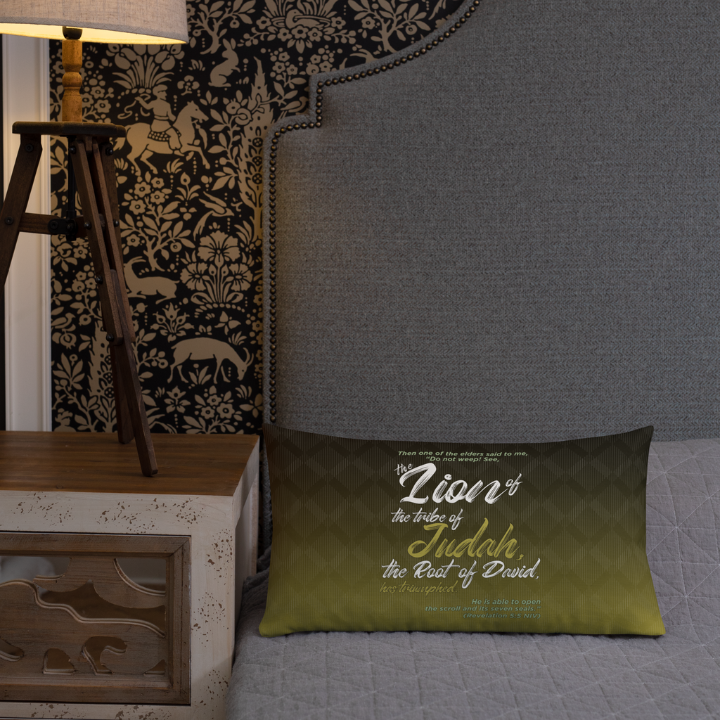 Lion of Judah & Root of David: Revelation 5:5 Premium Pillow