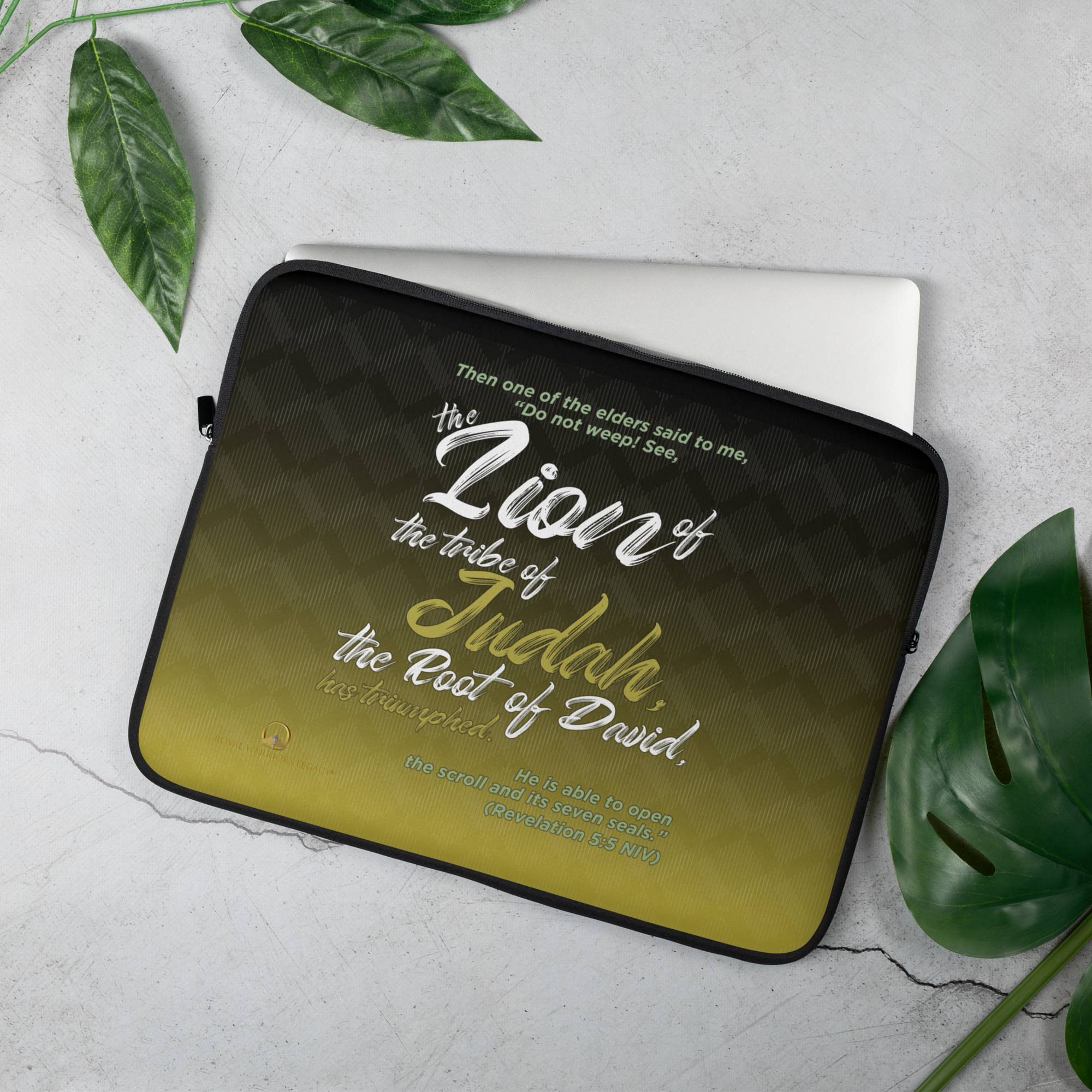 Lion of Judah & Root of David: Revelation 5:5 Laptop Sleeve (13" / 15")